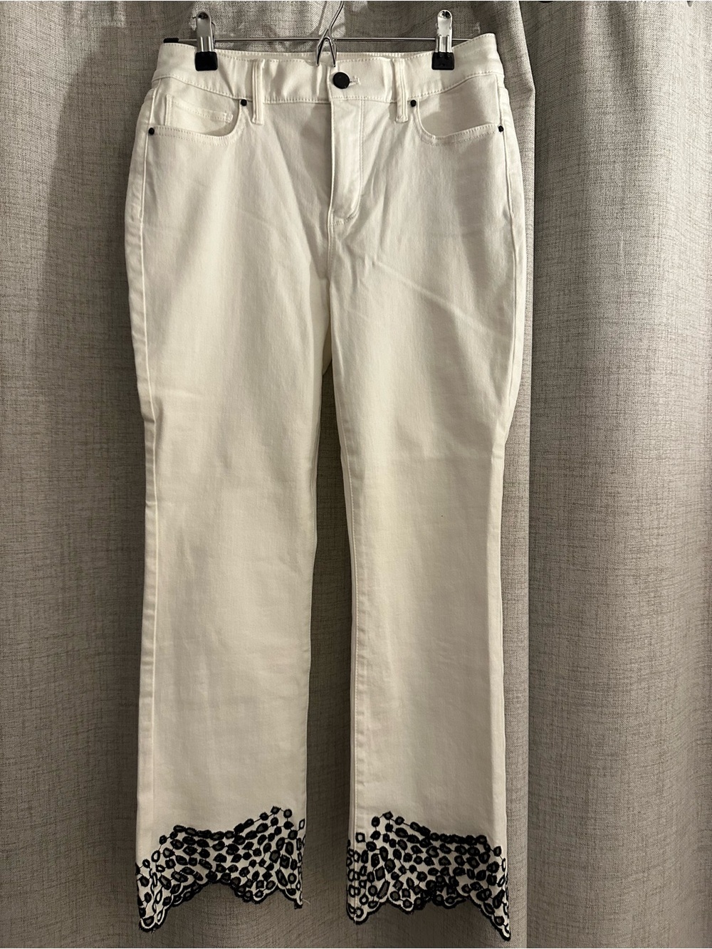White House Black Market White Cropped Jeans with Black Hem